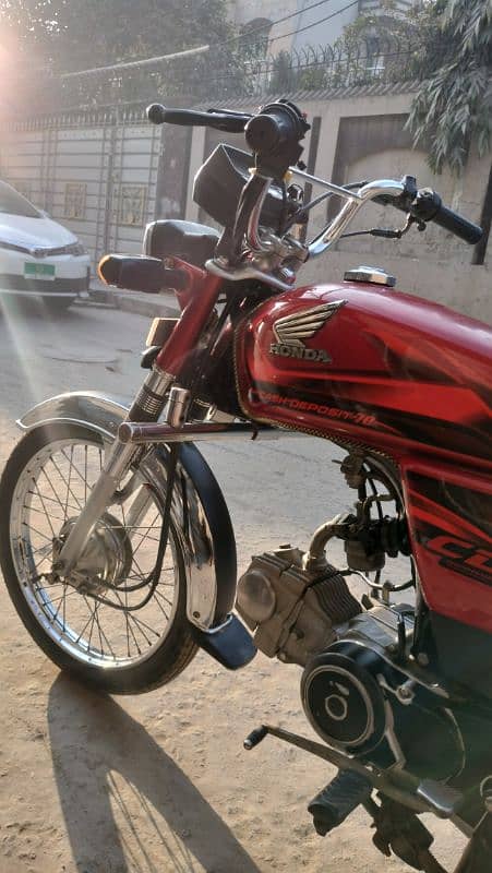 Honda 70 red colours 2