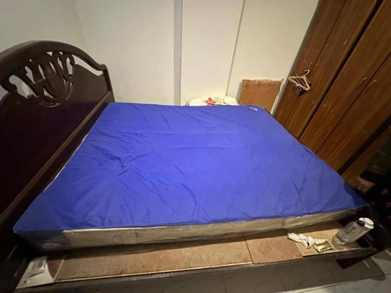 bed for urgent sale 1