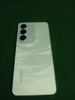 Vivo Y100