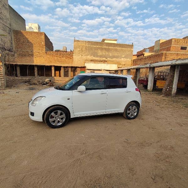 Suzuki Swift 2012 0