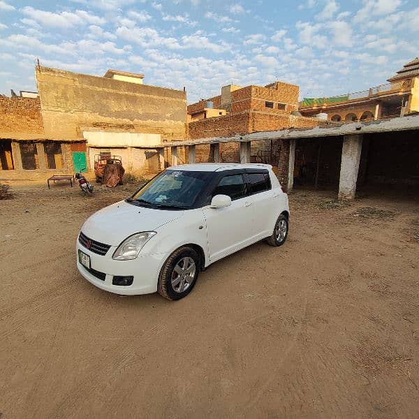 Suzuki Swift 2012 11