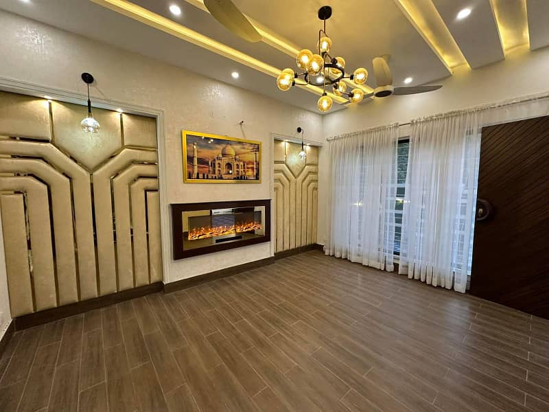 No Fake Prices 10 Marla Luxury Designer House For Sale In Bahria Town Lahore In Low budget price 1