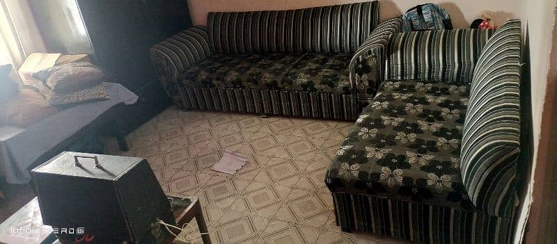 7 seter sofa set with cover free 0