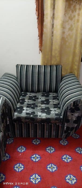 7 seter sofa set with cover free 2