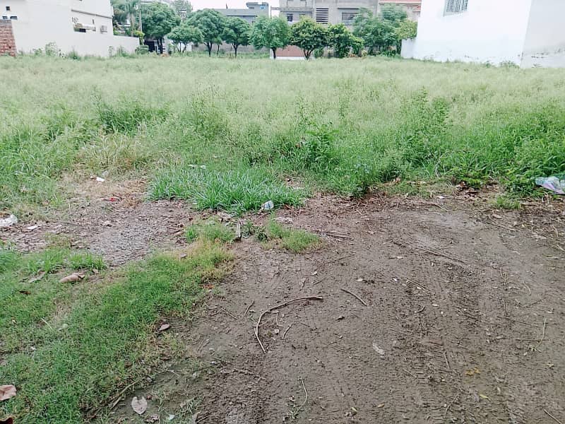 31 Marla Residential Plot For Sale In OPF Prime Location | Demand: PKR 42,500,000 2