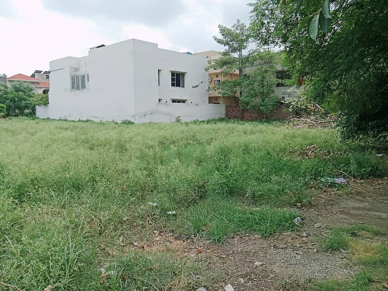 31 Marla Residential Plot For Sale In OPF Prime Location | Demand: PKR 42,500,000 7