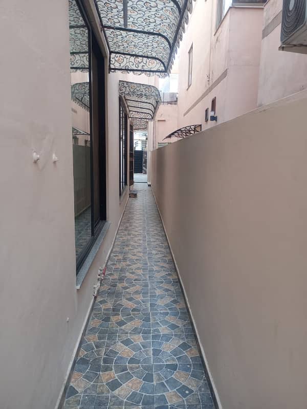 12 Marla House For Sale In Johar Town Prime Location, High Demand PKR 52,500,000 41