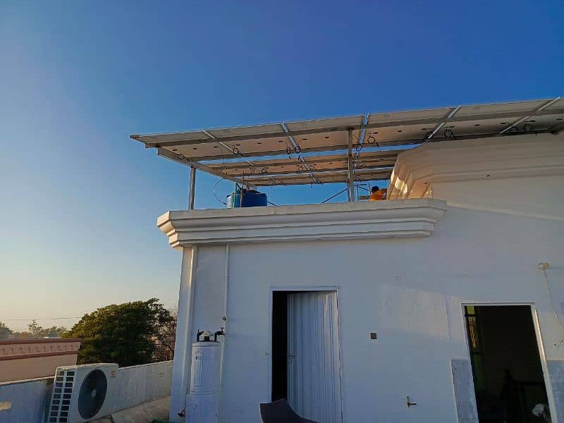 Elevated solar structure 4