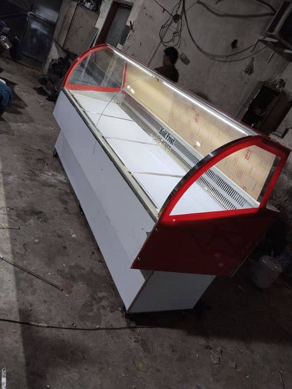 Ice Cream Display / Meat chiller / Salad Bar / Cake Display counter 8