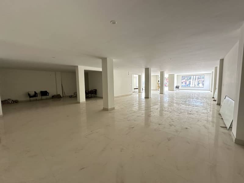 Commercial Floor Available for Software house and Call center 0