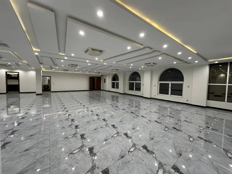 Commercial Floor Available For Office Like Software House And Call Centre 8