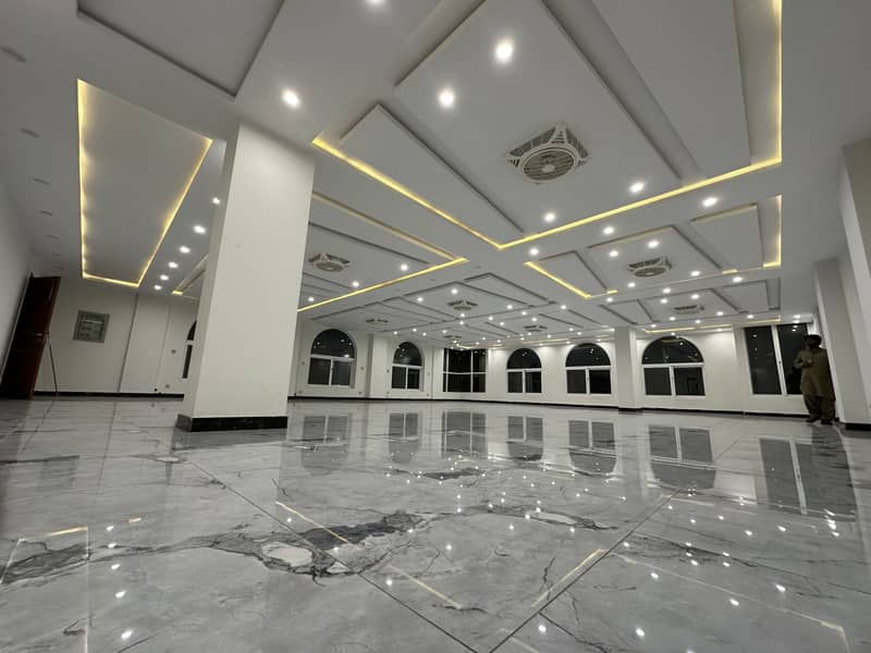 Commercial Floor Available For Office Like Software House And Call Centre 13