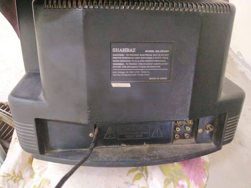 Tv 24'  inccc good condition 2