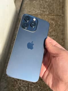 iphone 15 pro max 256 (with full sim time)