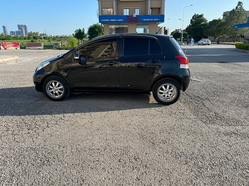 Toyota Vitz 2007 3