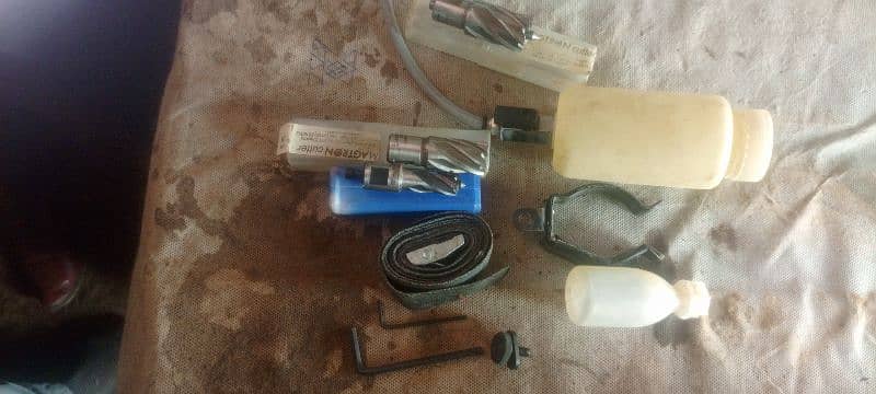 Magtron Magnetic drill machine 10