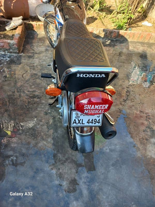 Honda CG 125 6