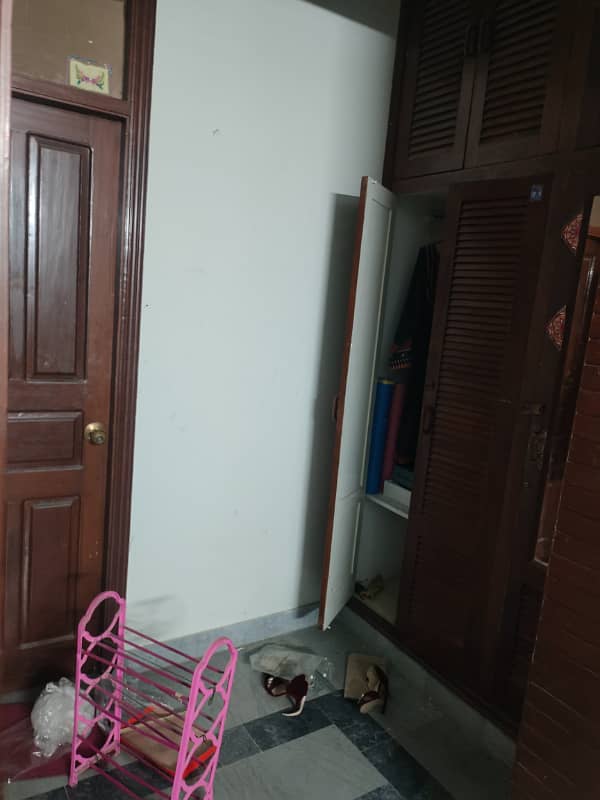 Beautiful marble flooring 7 marla full house available for rent in g-11 Islamabad at big street, 4 bedrooms with bathrooms, 2 drawing, 2 dining, 2 TVL, 2 car porch, separate water and reasonable price, near to park, near to markaz. 3