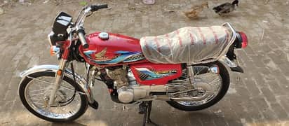 Honda CG 125 New bike 2200 kilo metar Chali hai