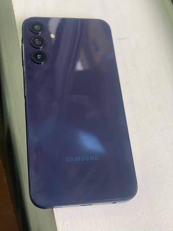 samsung A15 8/256 1