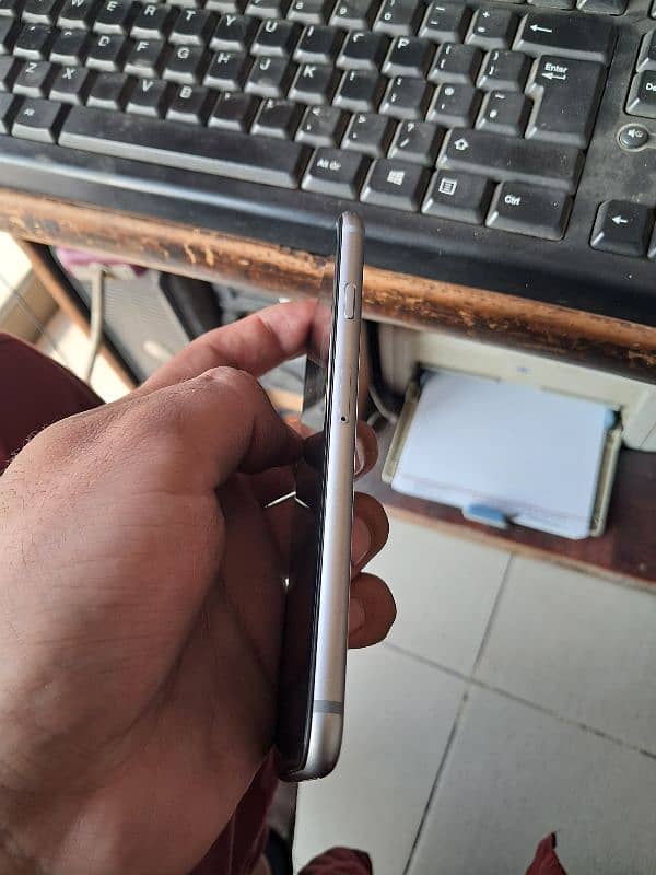 IPHONE 6S PTA APPROVED 6