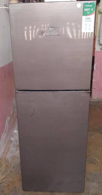 Dawlance Refrigerator Medium Size  For Sale 0