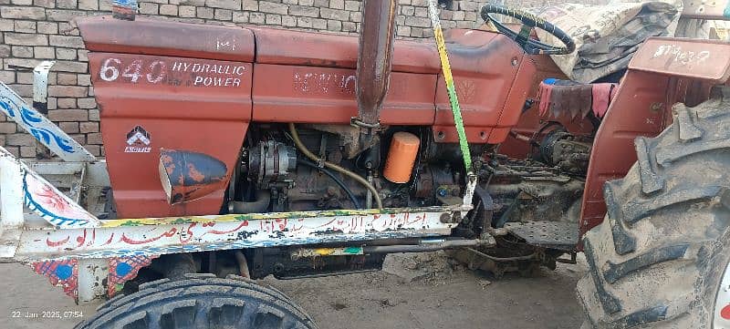 640 tractor 2006 model 0