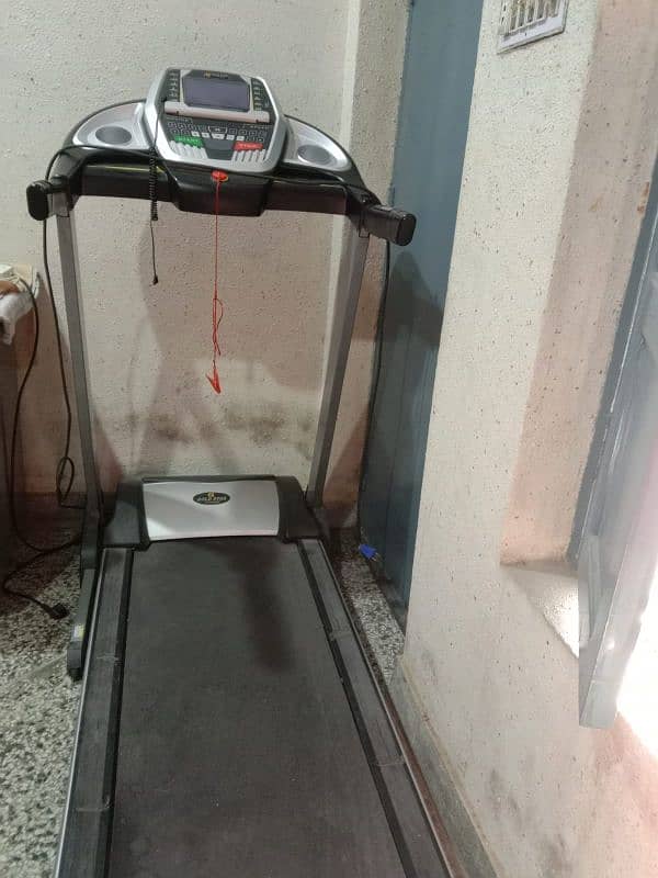 treadmill / Exercise machine / running machine / home use treadmil 1