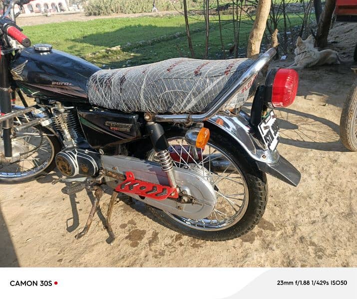 Honda 125 model 2012 full ok excnge with honda CD 70 modil . 21 and 22 2