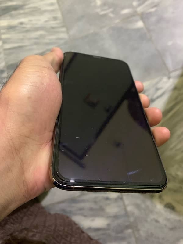 iPhone XS Max  PTA approved 0