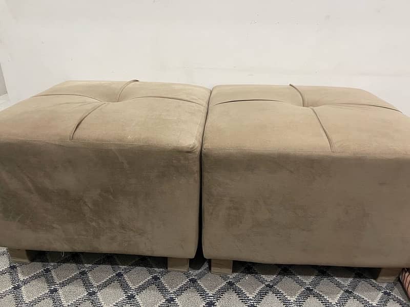 6 Seater Sofa Set in very Neat Condition 1