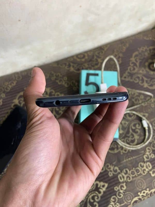 Oppo reno 5 with Box charger Minor glass break from corner 5