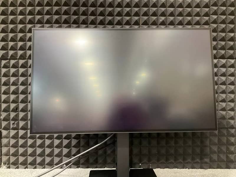 Lenovo "27 Inch" QHD 2k Frameless IPS LED Moniter TypeC QTY Available 0