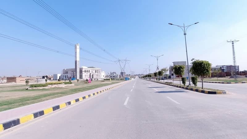 Faisal town F-18 plot availabel for sale 7