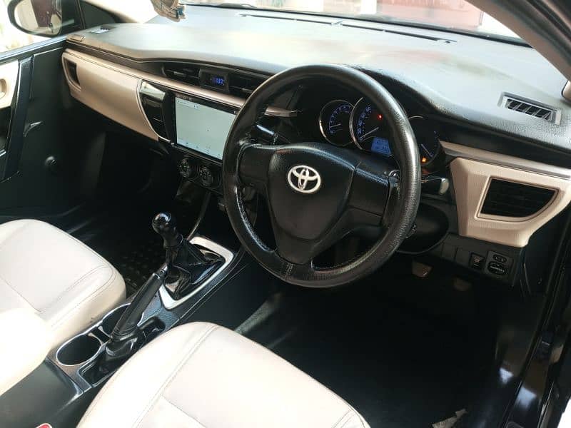 Toyota Corolla XLI 2015 Excellent Condition in DHA Karachi 3