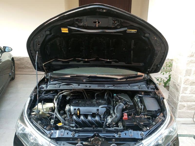 Toyota Corolla XLI 2015 Excellent Condition in DHA Karachi 4