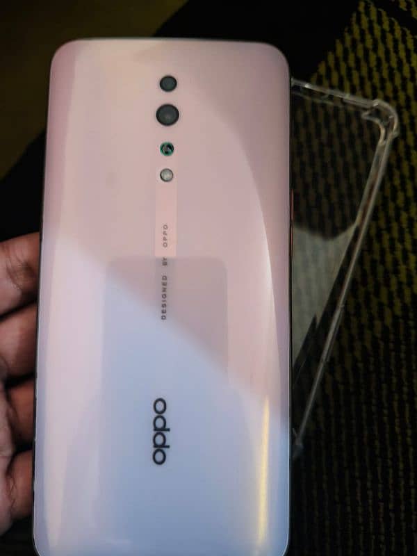 oppo Reno z 8 / 256 2