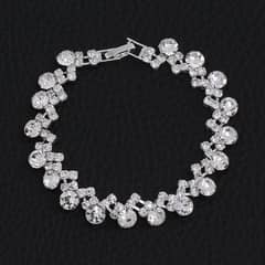 Claw Chain Rhinestone Bracelet - Elegant European Style