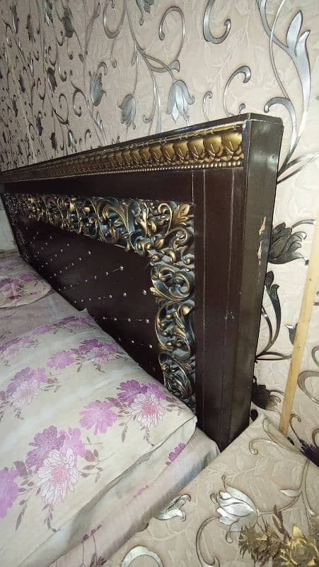 Double bed for sale (call: 03249497210) 3