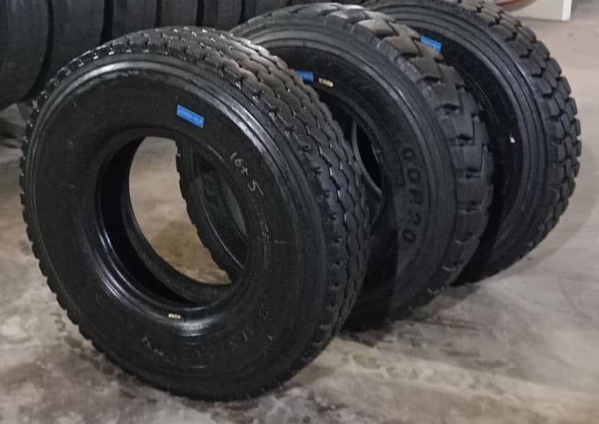 11.00R20  retrading tyre sale 0