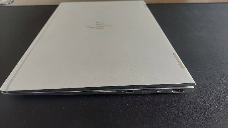 HP EliteBook 1030 G4 X360 3