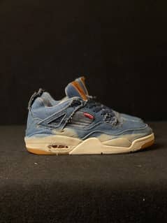 Air Jordan 4 Retro Levi's