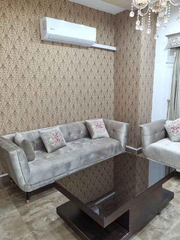 Furnished 5 Marla Full House For Rent In Sector E Bahria Town 9