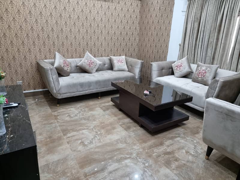 Furnished 5 Marla Full House For Rent In Sector E Bahria Town 14