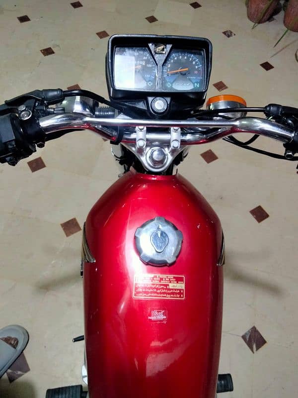 Honda CG 125 Spacial Edition 0