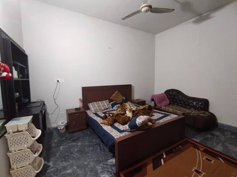 5 Marla Semi-Double Story Good Conditioned House For Sale Madina town Faisalabad 9