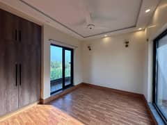 1 kanal beautiful house for rent