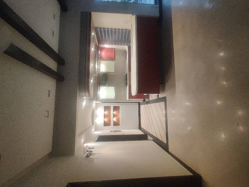 1 kanal beautiful house for rent 4