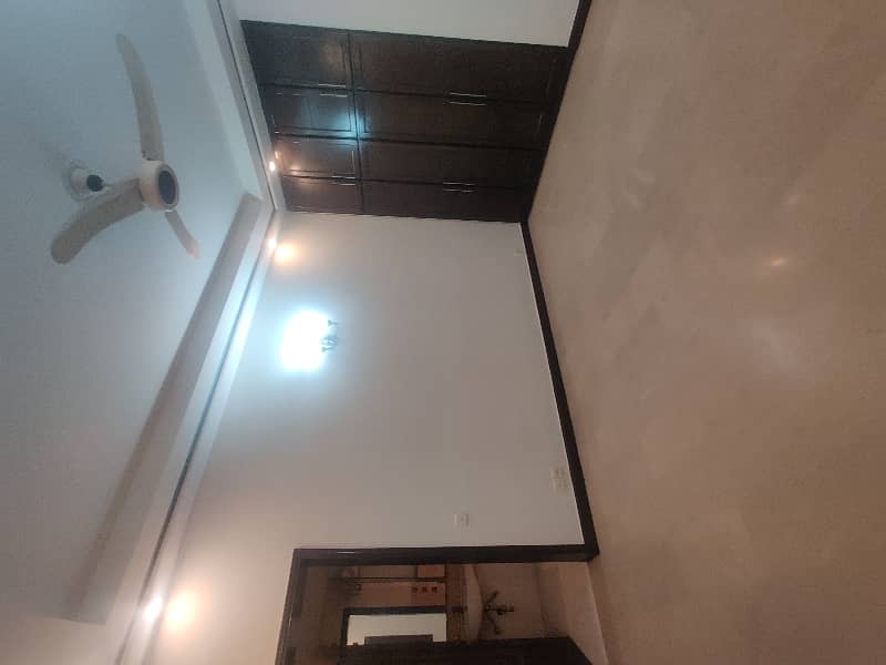 1 kanal beautiful house for rent 19