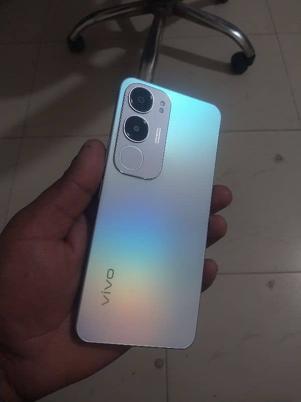 Brand new 3days used vivo y19s for sale urgent sale 2